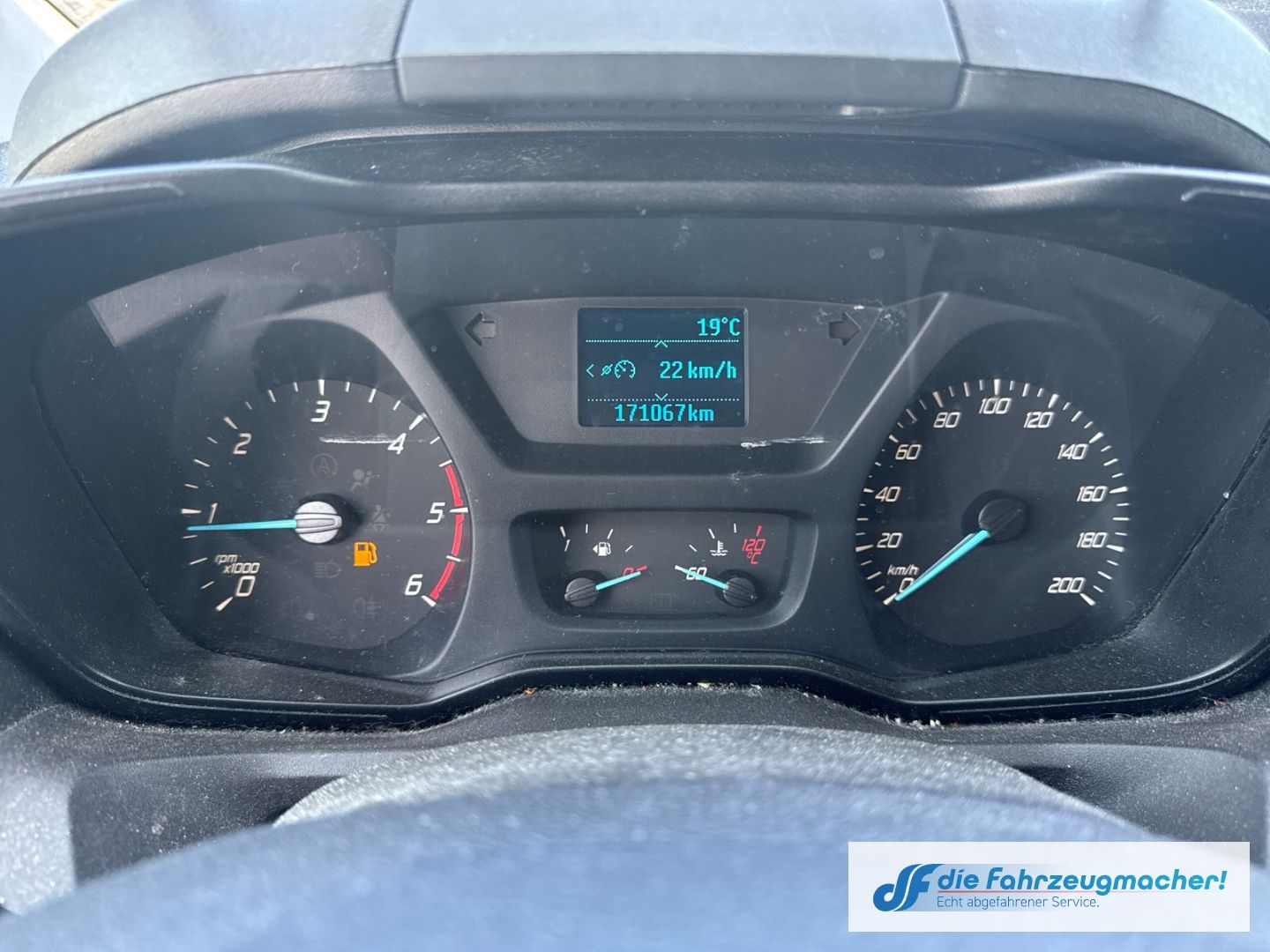 Fahrzeugabbildung Ford Transit Custom Kombi 300 L1 2.2 TDCi *5094 *EXPO