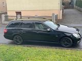 Mercedes-Benz E 220, 7 Sitzer, TÜV neu