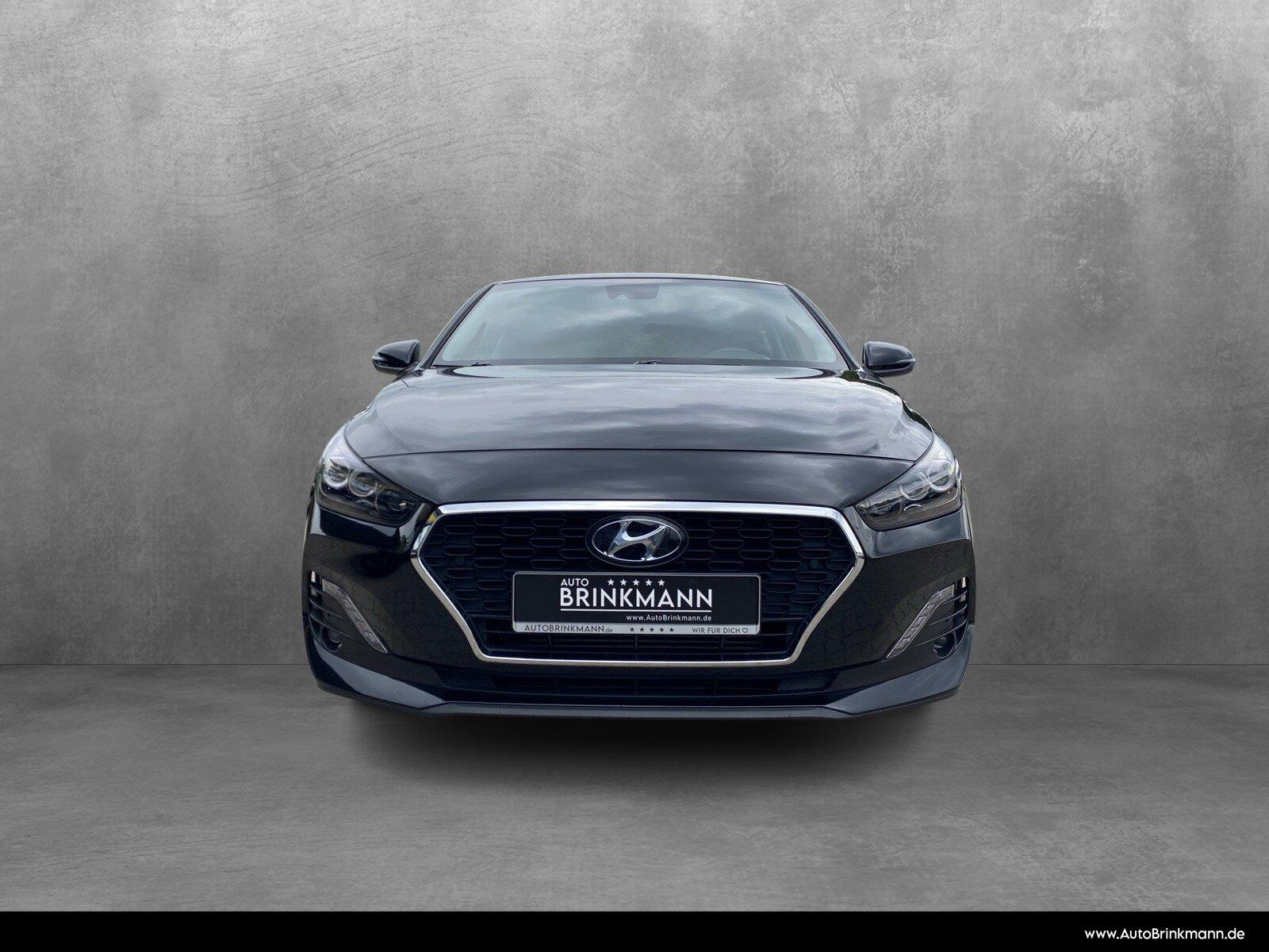 Hyundai i30 Fastback 1.6 CRDi Premium (EURO 6d-TEMP) SHZ
