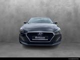 Hyundai i30 Fastback 1.6 CRDi Premium (EURO 6d-TEMP) SHZ - Hyundai i30 mit Diesel-Antrieb: 1.6