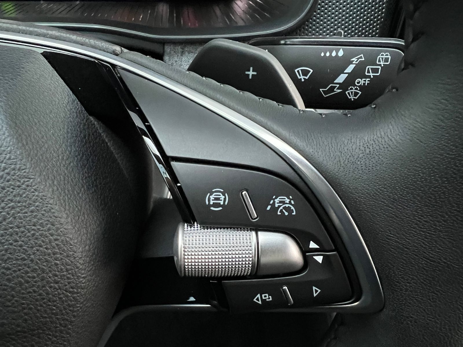 Fahrzeugabbildung SKODA Kamiq Selection 1.0 TSI DSG *LED, Komfort Paket,