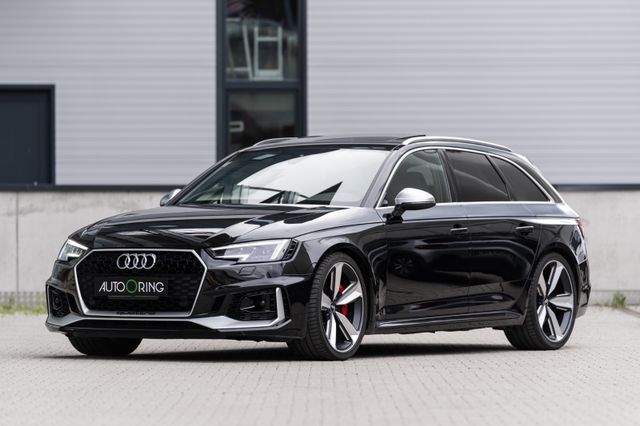 AUDI RS4 Avant 2.9 TFSI quattro-20"-Pano-Matrix