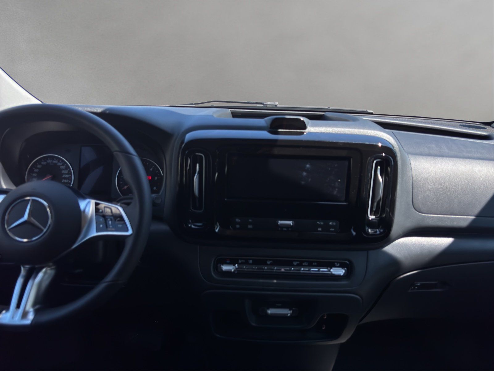 Fahrzeugabbildung Mercedes-Benz Vito 116 CDI Tourer PRO Extralang
