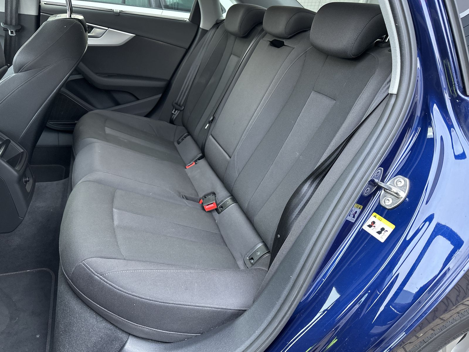Fahrzeugabbildung Audi A4 35 TDI S-Tronic NAV+MATRIX+BANG&OLUFSEN+EPH