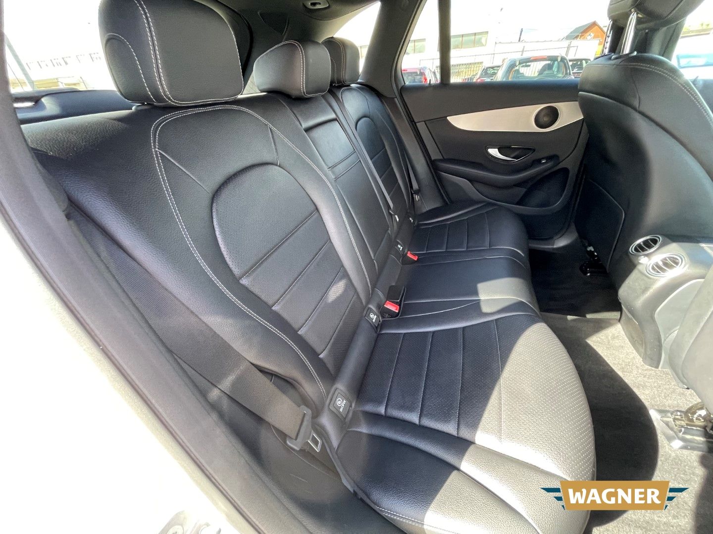 Fahrzeugabbildung Mercedes-Benz GLC 300 Sitzheizung Memory Sitze el.Heckklappe