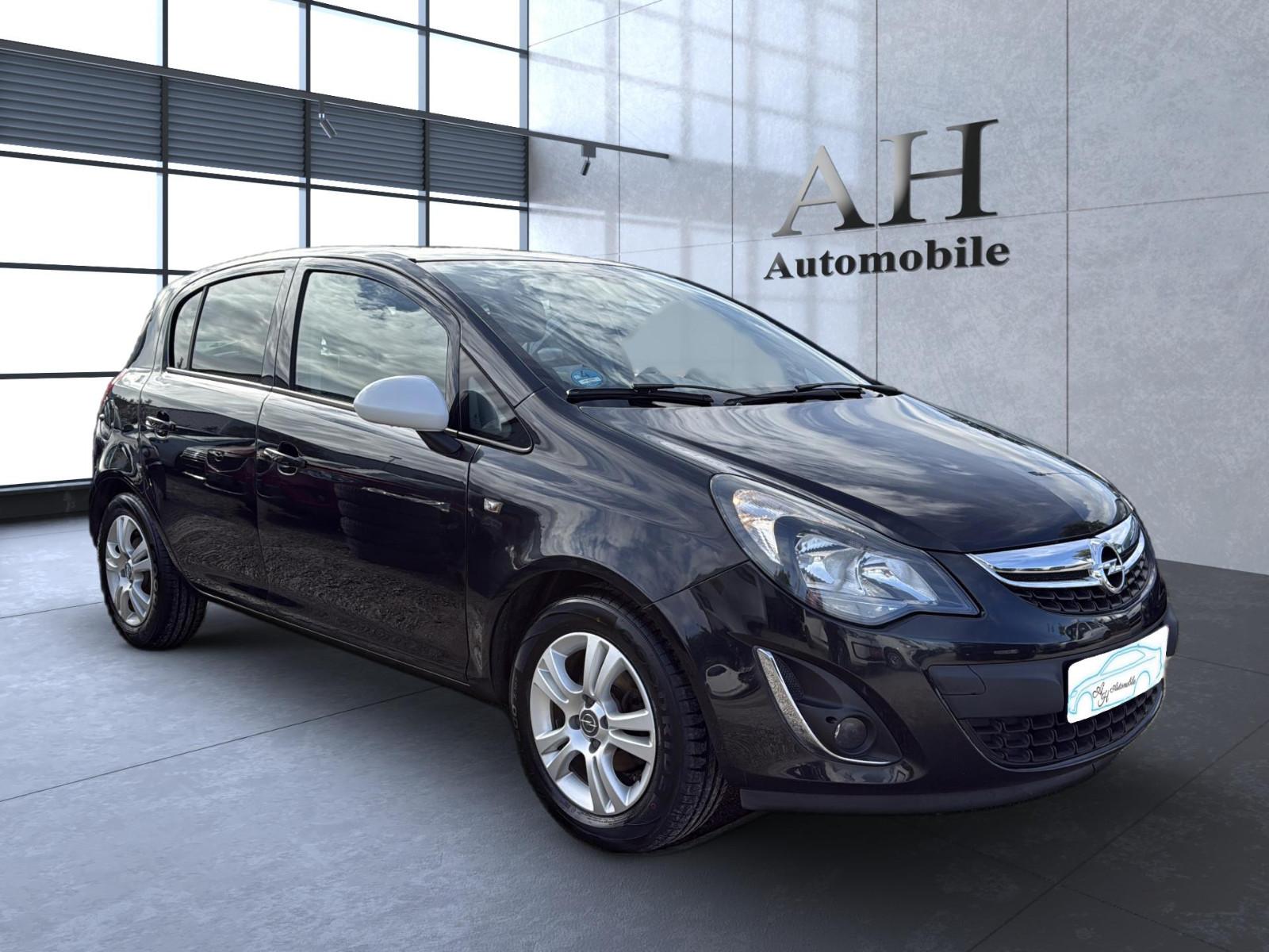 Opel Corsa D 1.4 Benzin 8-fach Bereift (Alu)