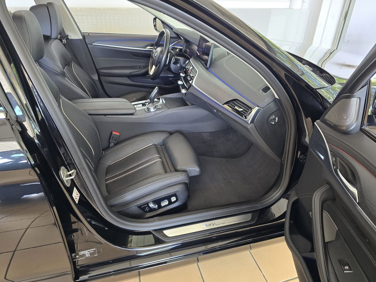 BMW 530 d Luxury Line Laser HUD Kamera AHK Memory ha foto 20