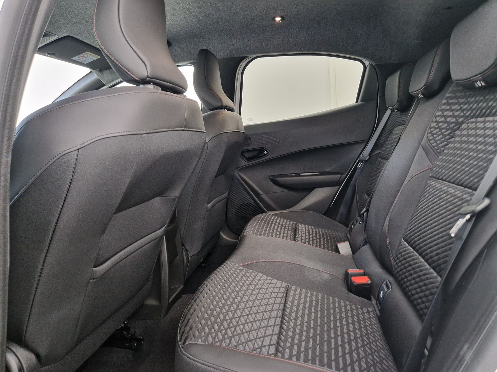 RENAULT Clio  Techno TCE 115 EDC Winterpaket – Bild 10