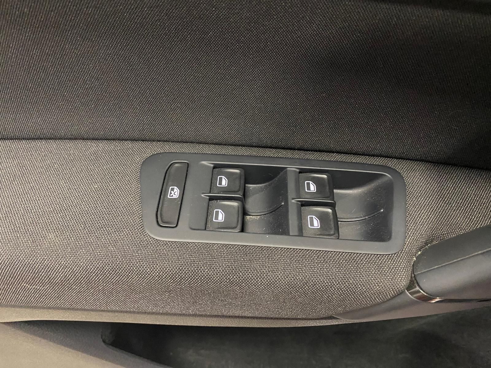 Fahrzeugabbildung Volkswagen Golf Sportsvan 1.2 TSI Trendline BMT/Start-Stopp