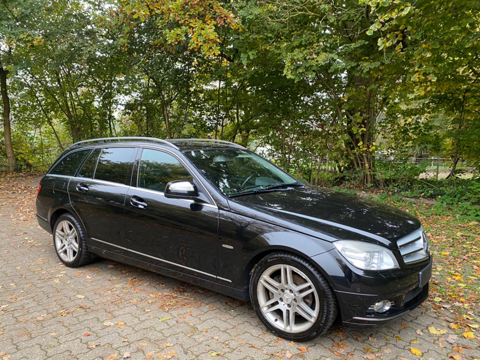 Mercedes-Benz C200 2013 — photo 11