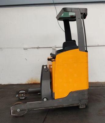 Jungheinrich ETV 214 /8.3m/ 6655 std