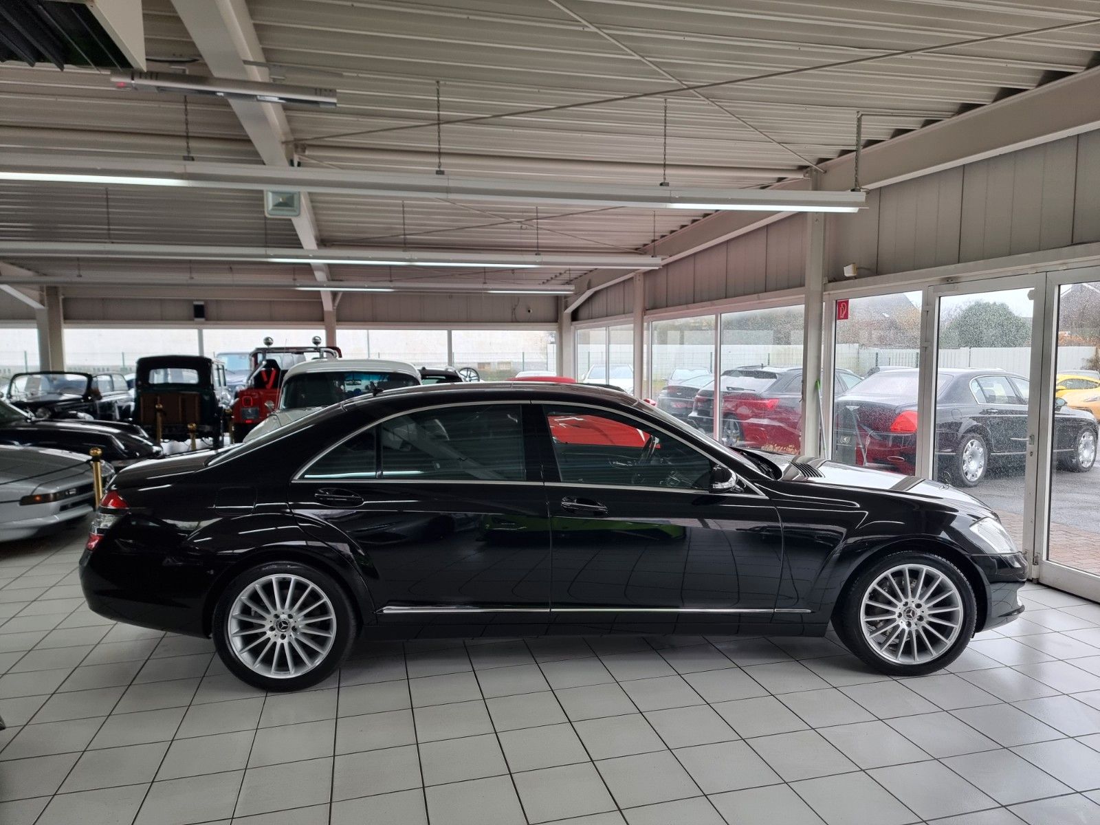 Fahrzeugabbildung Mercedes-Benz S 500 L/Originale 22.700 km/Erstlack