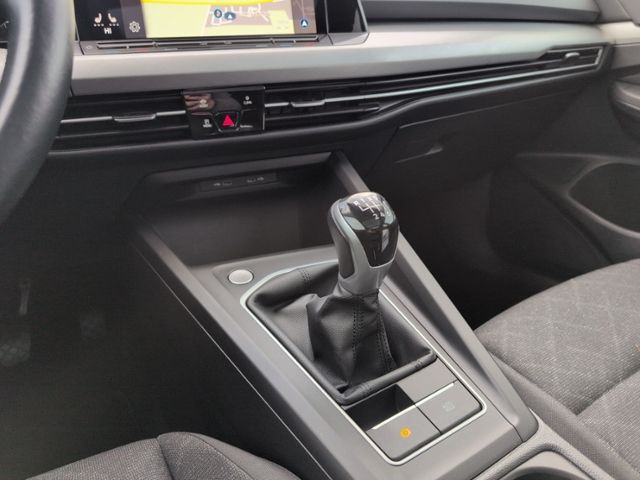 Golf VIII Variant 1.0 TSI PANO+AHK+RFK+NAVI+ACC+