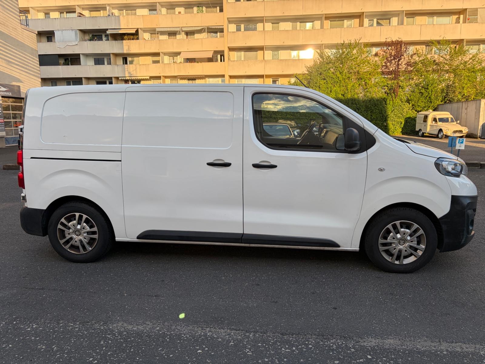 Peugeot Expert 1.5  BLUE HDI 120 *PDC Klima 1.Hand*