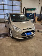 Ford B-Max 1,0 EcoBoost 74kW S/S Trend Trend - Ford B-Max in Hamburg