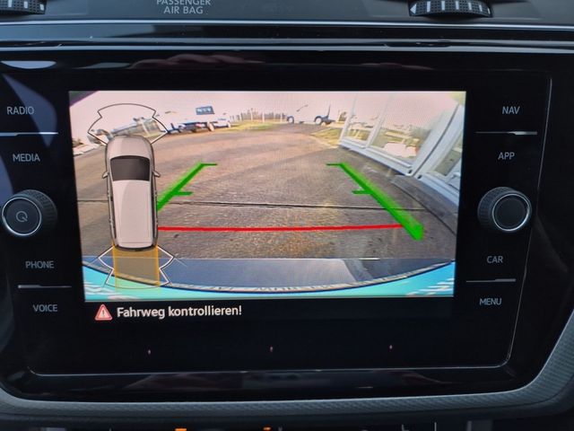 Touran 1.5 TSI Move *DSG*STANDH*AHK*NAVI*KAMERA*