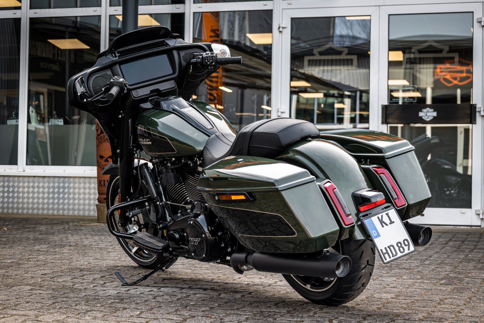 Fahrzeugabbildung Harley-Davidson Street Glide FLHX MY26 117 CUI
