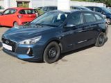 Hyundai i30 cw Select - Hyundai i30: Blau, Cw