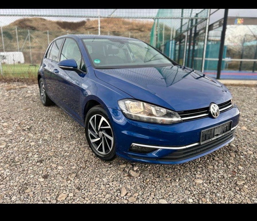Image of Volkswagen Golf