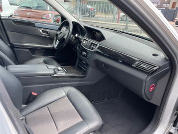 Mercedes E 200 - 7