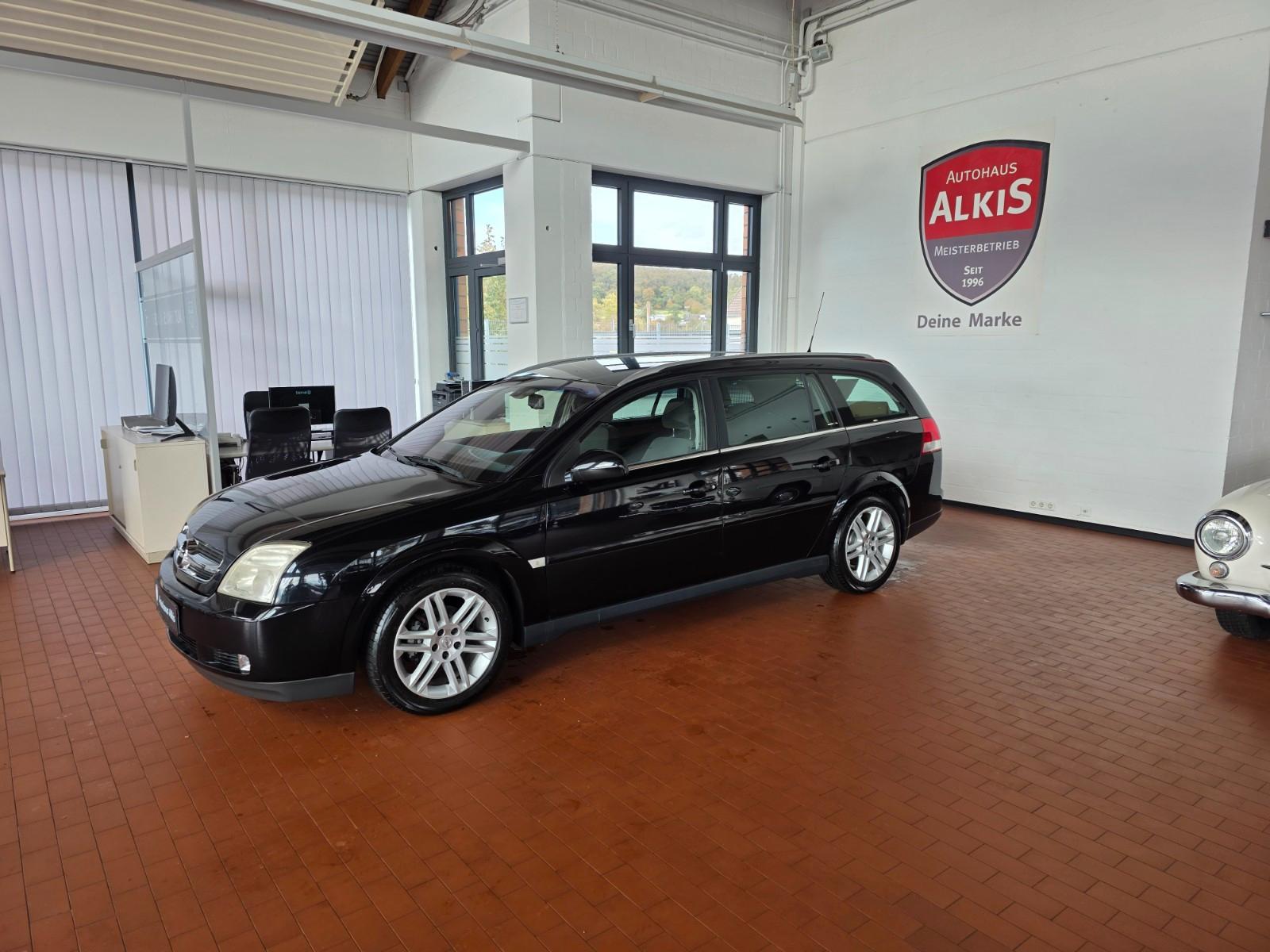 Opel Vectra 2004 — photo 8