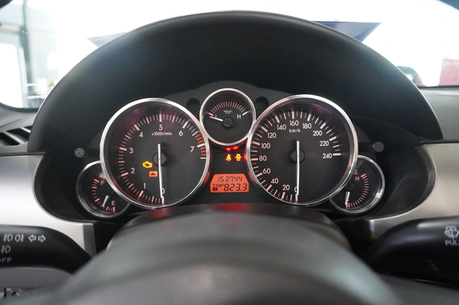 Fahrzeugabbildung Mazda MX-5 1.8 NISEKO ROADSTER SPORT/SHZ/NEBEL/MULTI.