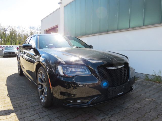 Chrysler 300S V8 5,7 HEMI +Soundsystem B+ Komfortzugang