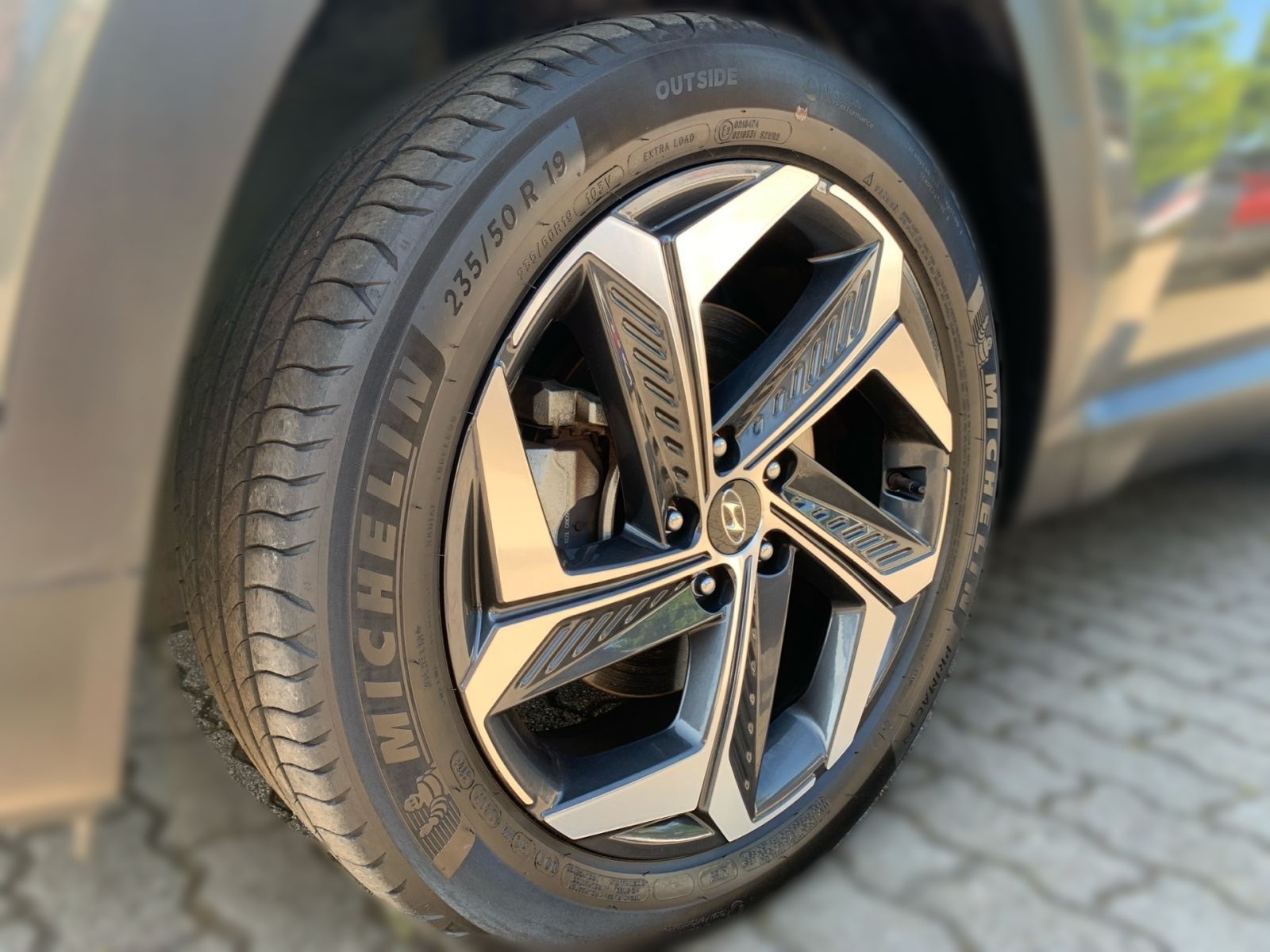 Fahrzeugabbildung Hyundai TUCSON 1.6 T-GDI Prime Hybrid Assi ECS Leder