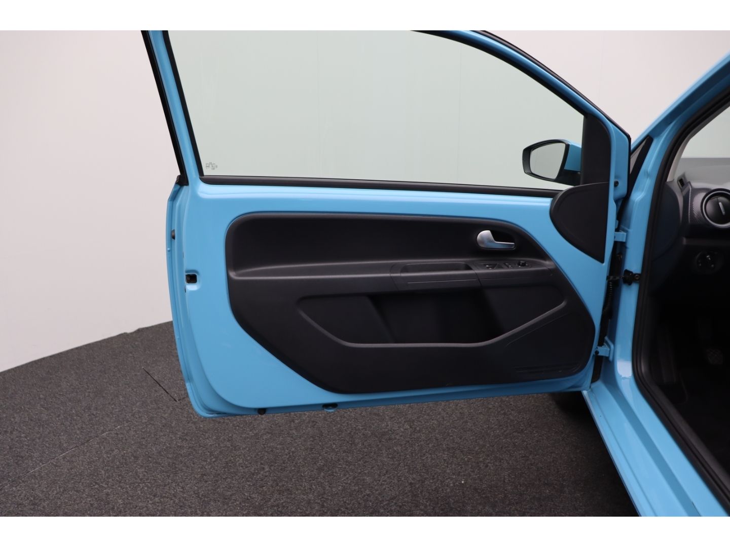 Fahrzeugabbildung Volkswagen up! 1.0 move BMT Start-Stopp Klima Winterpaket