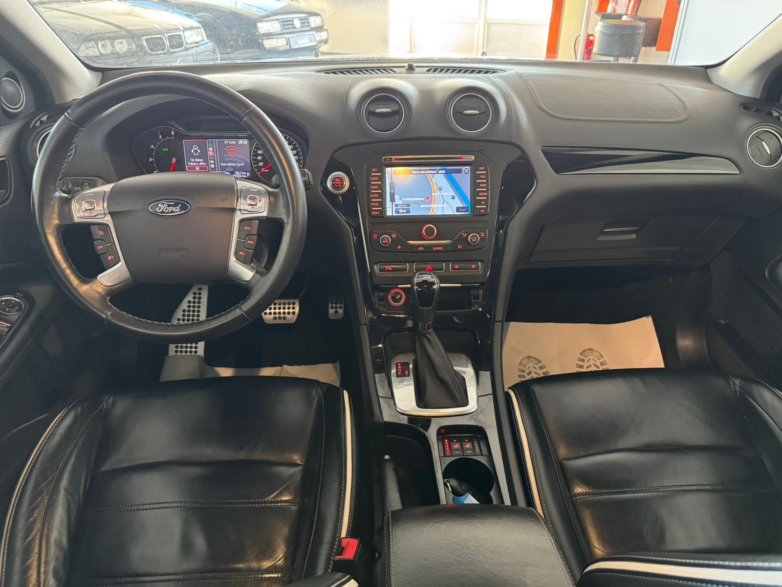 Ford Mondeo 2014 — photo 24