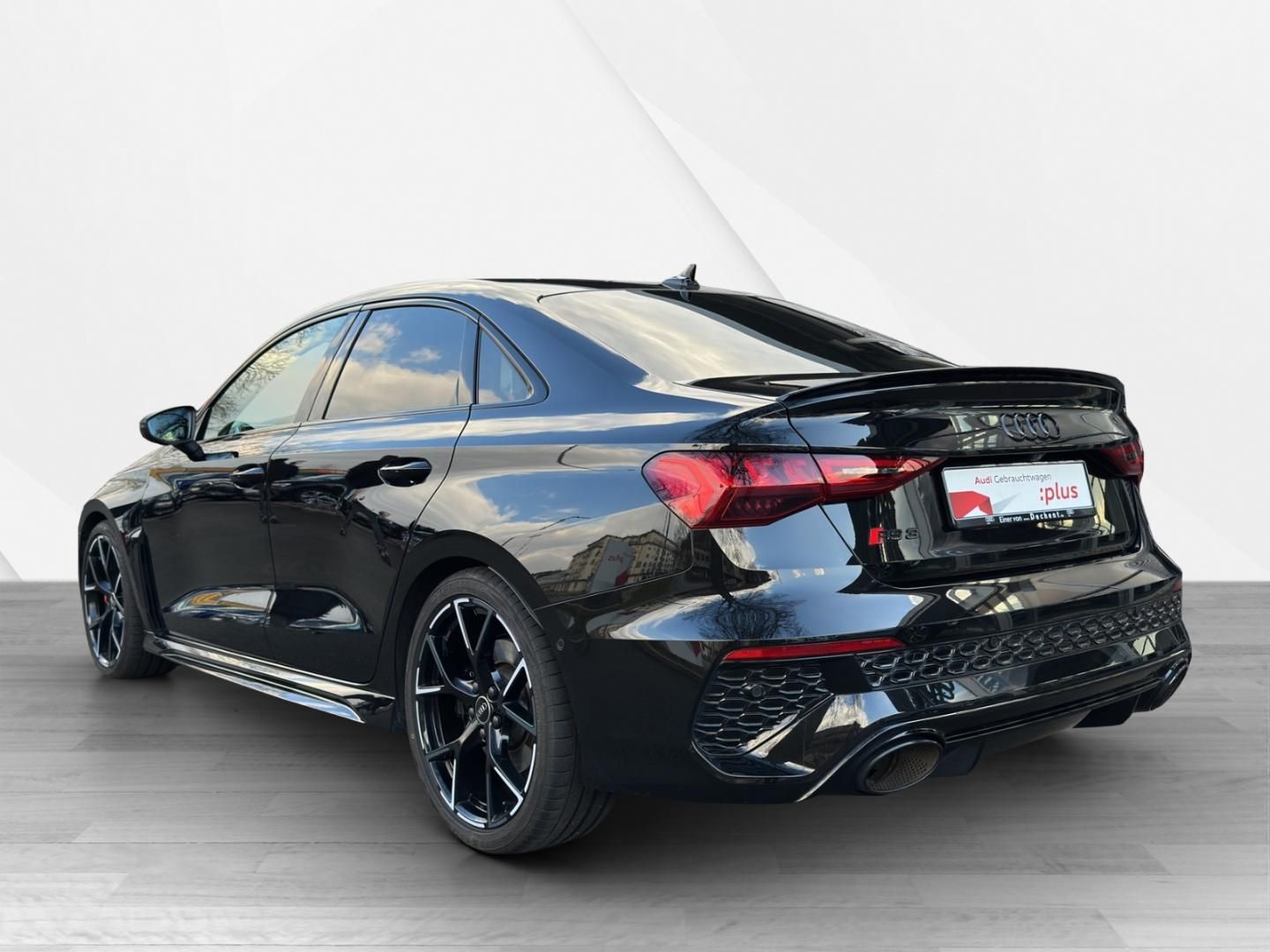 Fahrzeugabbildung Audi RS 3 Limousine RS3 Limousine 2.5 TFSI quattro Ma