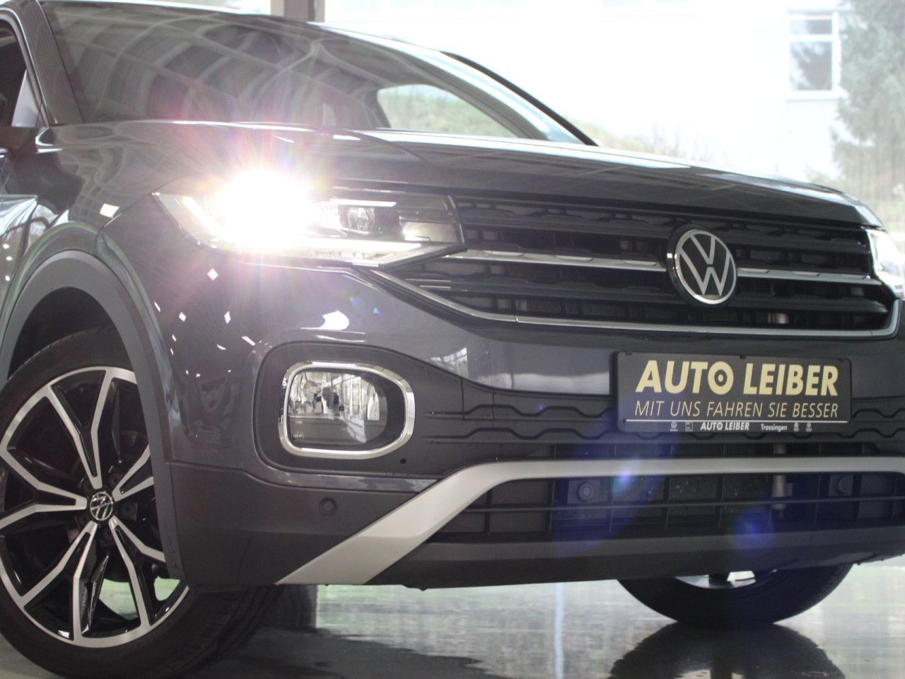 Fahrzeugabbildung Volkswagen T-Cross 1.0 TSI OPF Style DSG ACC/Virtual