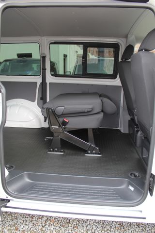 Volkswagen T6.1 Kombi KR DSG 4-Sitzer AHK digital Cockpit