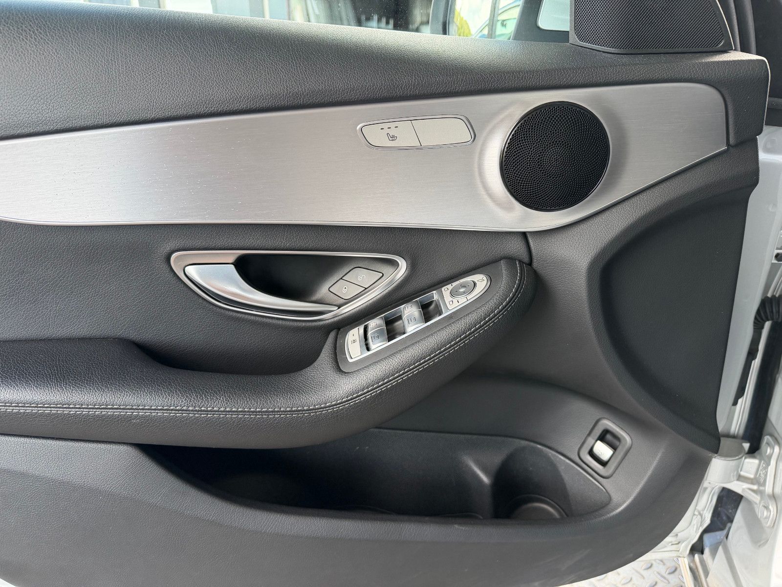 Mercedes-Benz C 200 T-Modell 4Matic Avantgarde — Bild 20