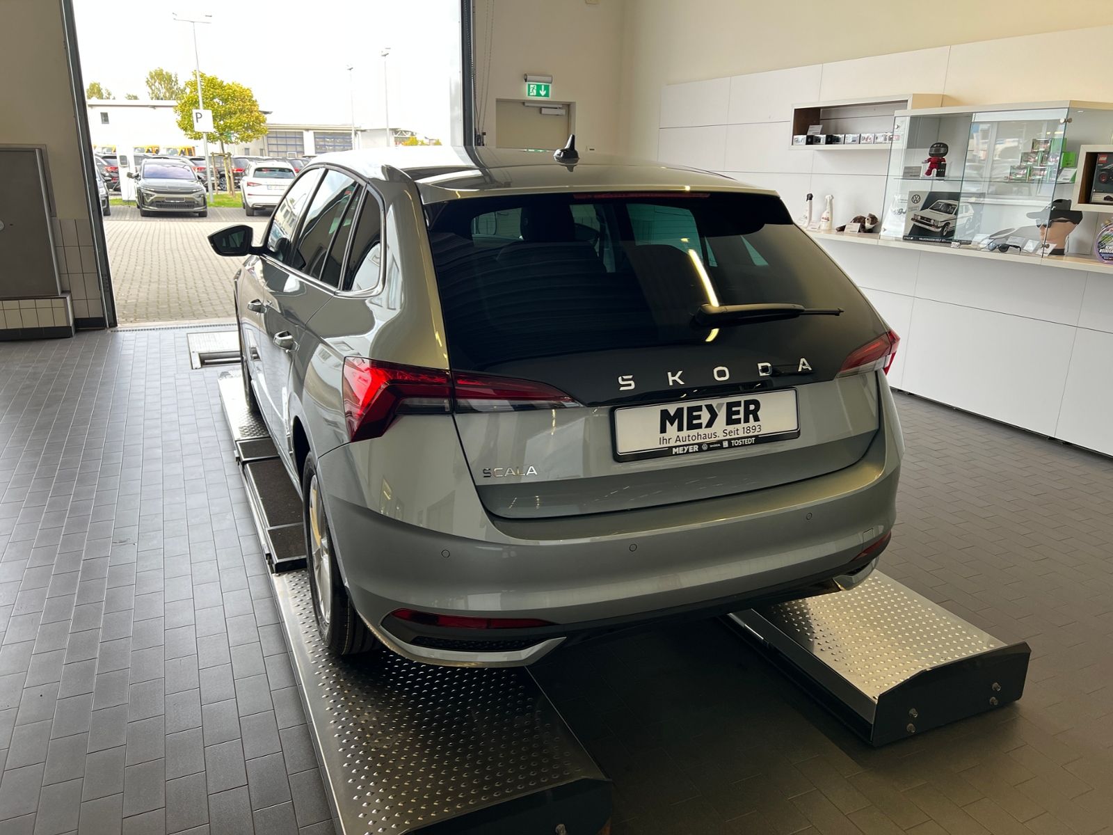 Fahrzeugabbildung SKODA Scala Selection 1.0 TSI DSG *AHK, LED, ACC, Kame