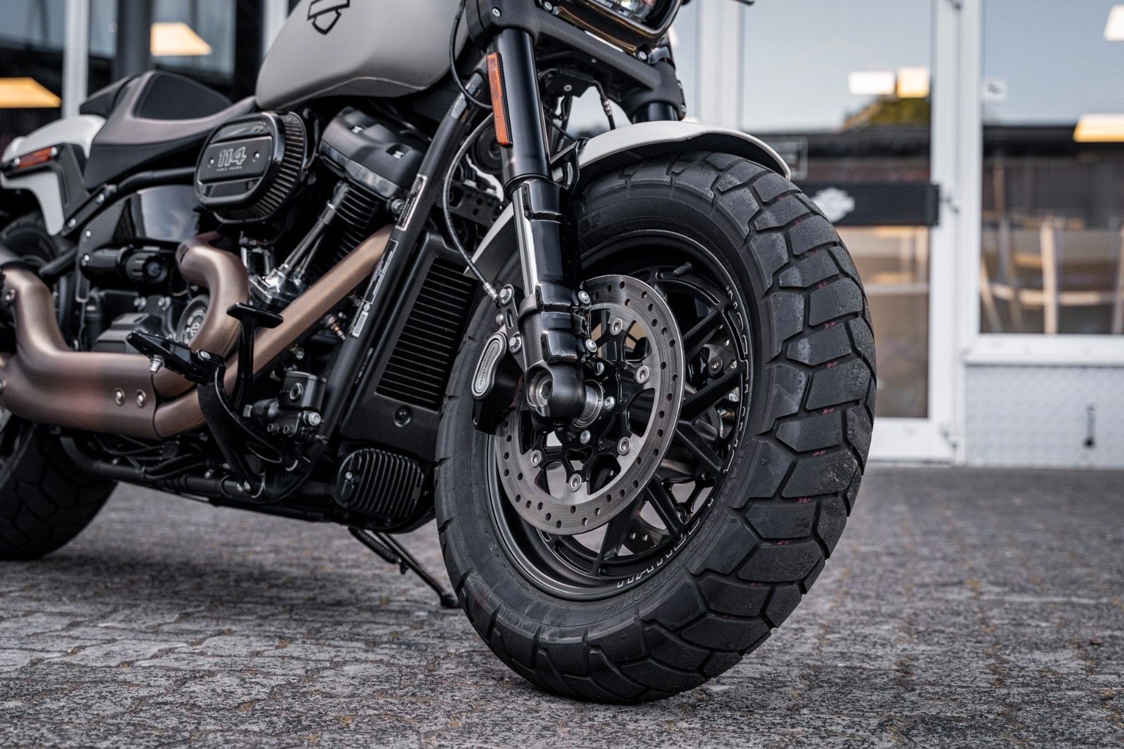 Fahrzeugabbildung Harley-Davidson FXFBS FAT BOB 114 CUI SOFTAIL - Jekill & Hyde