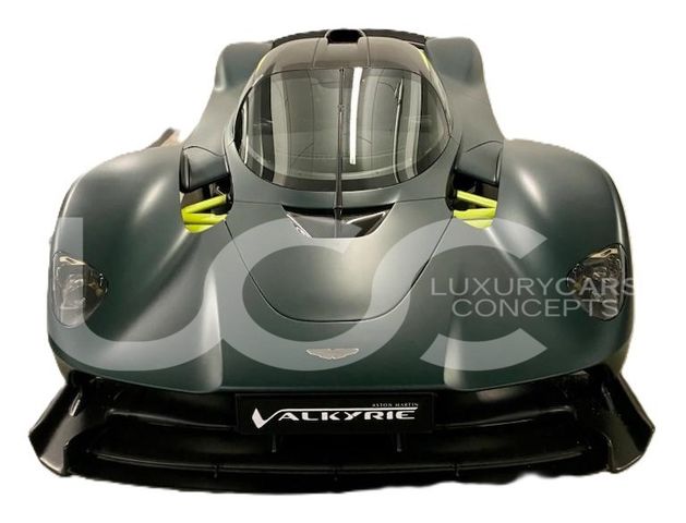 Aston Martin Valkyrie 1of150 / german delivery / brand new