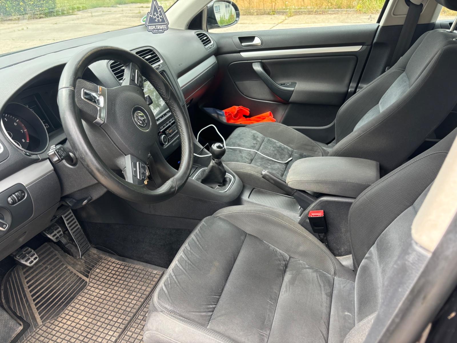 Volkswagen Golf 2011 — photo 6