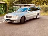 Mercedes-Benz E 350 - Mercedes-Benz E 350 mit LPG-Antrieb: Automatik