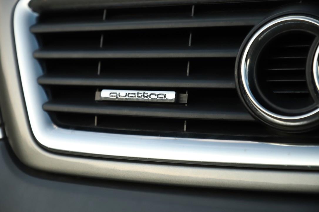 Audi A6 ALLROAD 2004 — photo 25