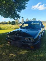BMW BME E30 325i Cabrio - BMW 325: Cabrio, E30