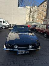 Aston Martin V8 Vantage - blaue Aston Martin V8 Vantage