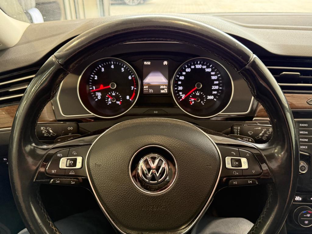 Volkswagen Passat Alltrack