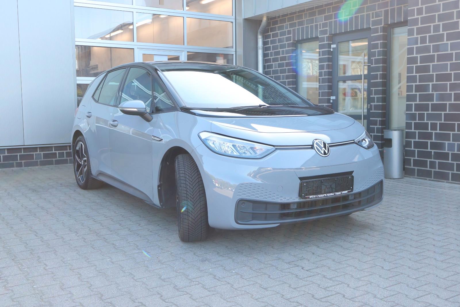 Volkswagen ID.3 Pro Performance 150 kW Allwetterreifen/Alu