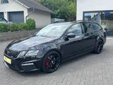 Skoda Octavia Combi RS, DSG, Rückfahrk.,Sportfahrwwerk - Skoda Octavia: Sport