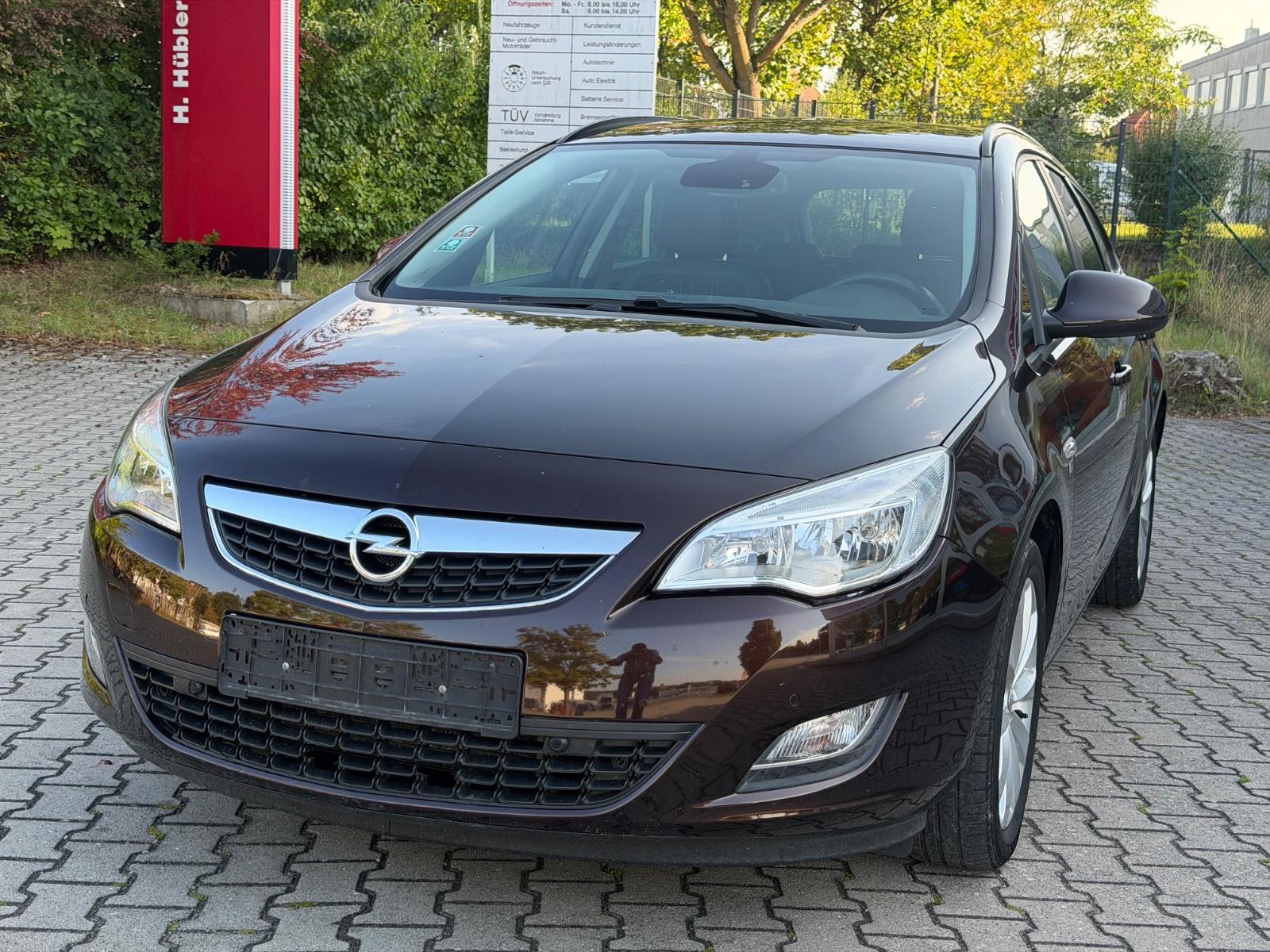 Opel Astra J Sports Tourer 150 Jahre Opel