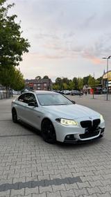 BMW 550i - - weiße BMW 550