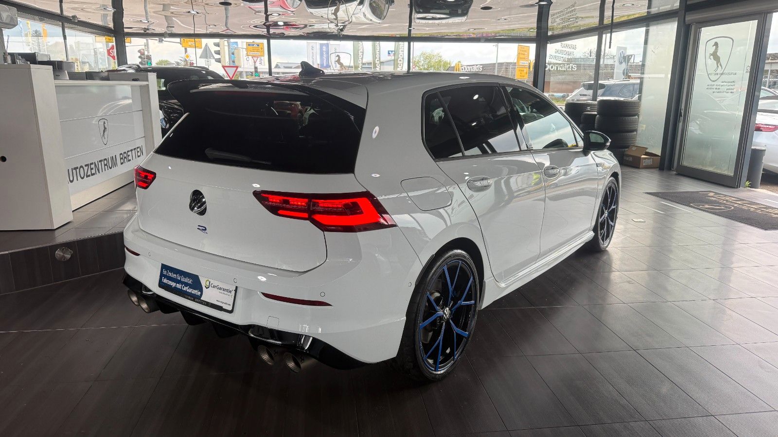 Volkswagen Golf VIII R 20 Years ACC 4M Akrapovic HuD H&K foto 4