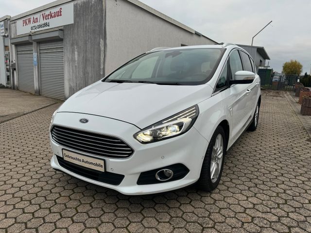 Ford S-MAX Titanium2,0TDCI*7Sitze*Navi*Kamera*LED*PDC