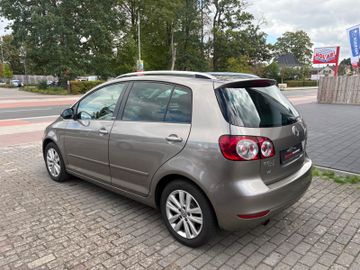 Volkswagen Golf - 8